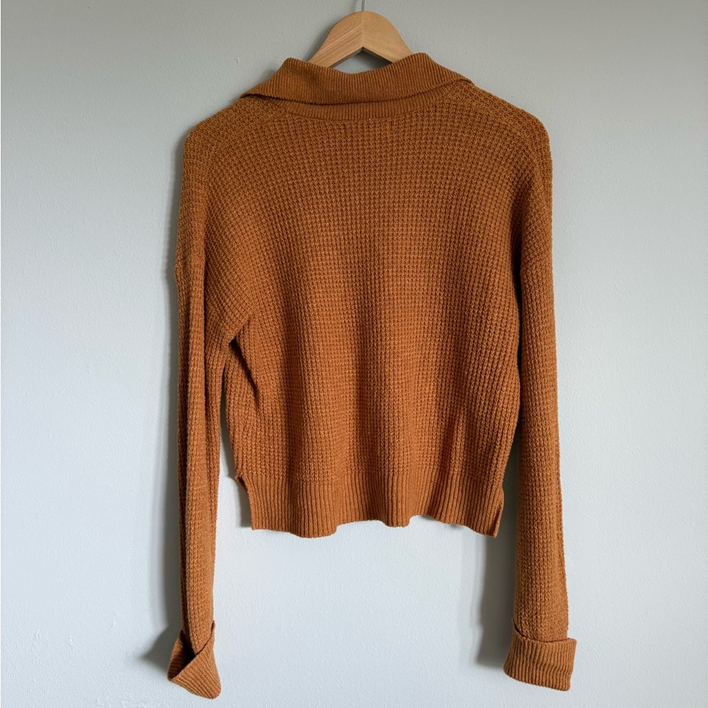 NWOT William Rast Collared V-Neck Sweater - Picture 5 of 7